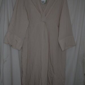H&M Cream Long Sleeve Dress